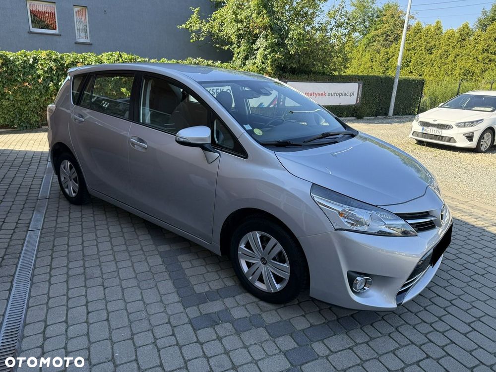 Toyota Verso 1.6 D-4D Active 7os EU6 - 4