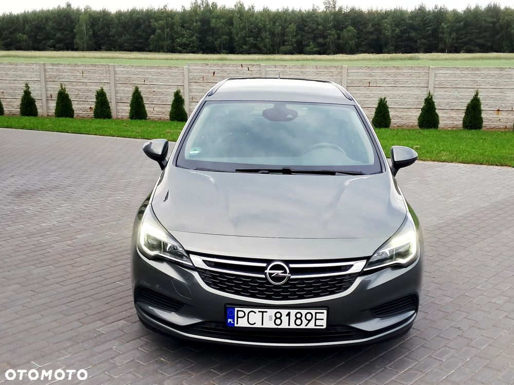 Opel Astra 1.6 CDTI Cosmo - 18