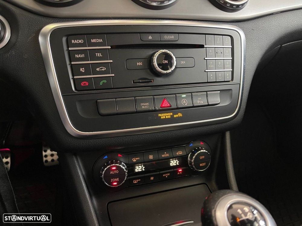 Mercedes-Benz GLA 200 d AMG Line - 4
