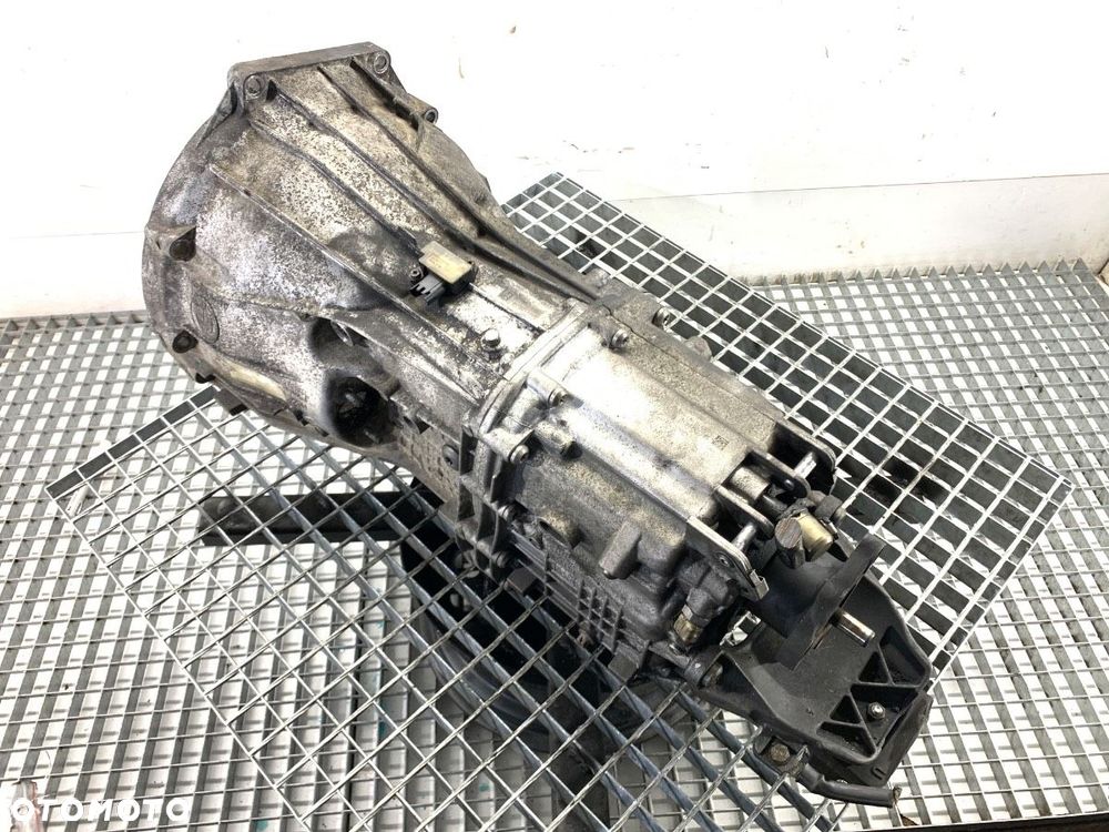 SKRZYNIA BIEGÓW  BMW 5 (F10) 2009 - 2016 520 d 135 kW [184 KM] olej napędowy 2010 - 2014 - 6