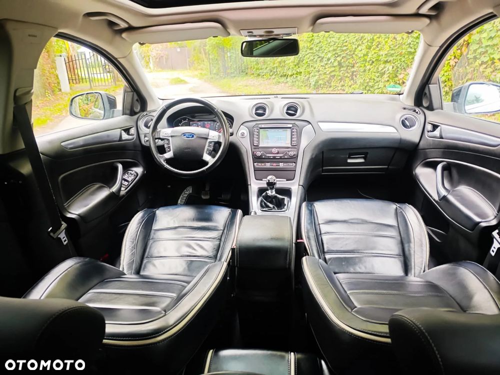 Ford Mondeo 2.0 TDCi Platinium X Plus (Titanium) - 24