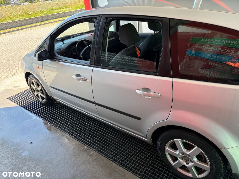 Ford C-MAX - 3