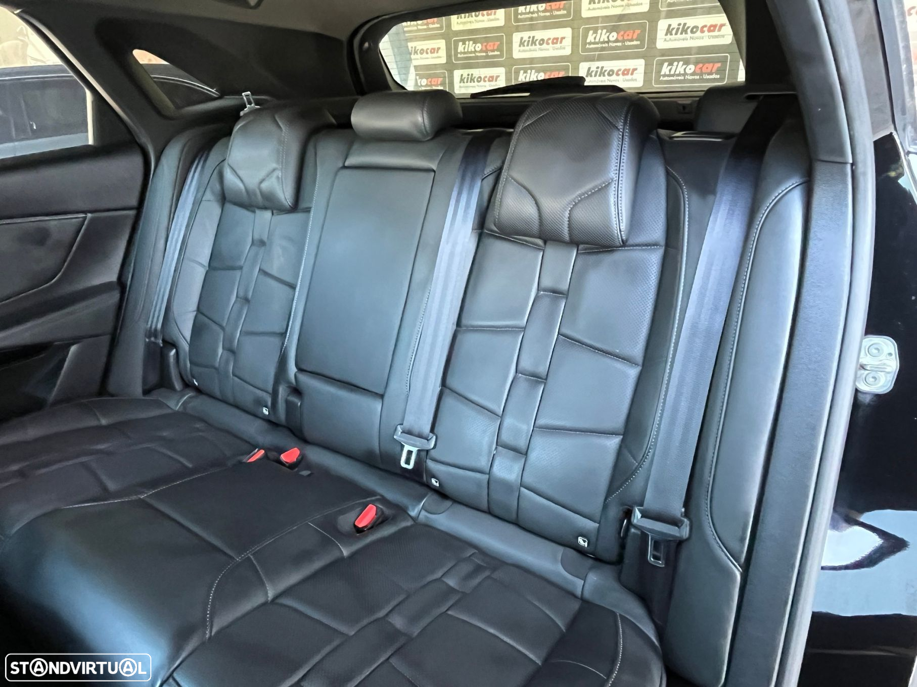 DS DS7 Crossback - 44
