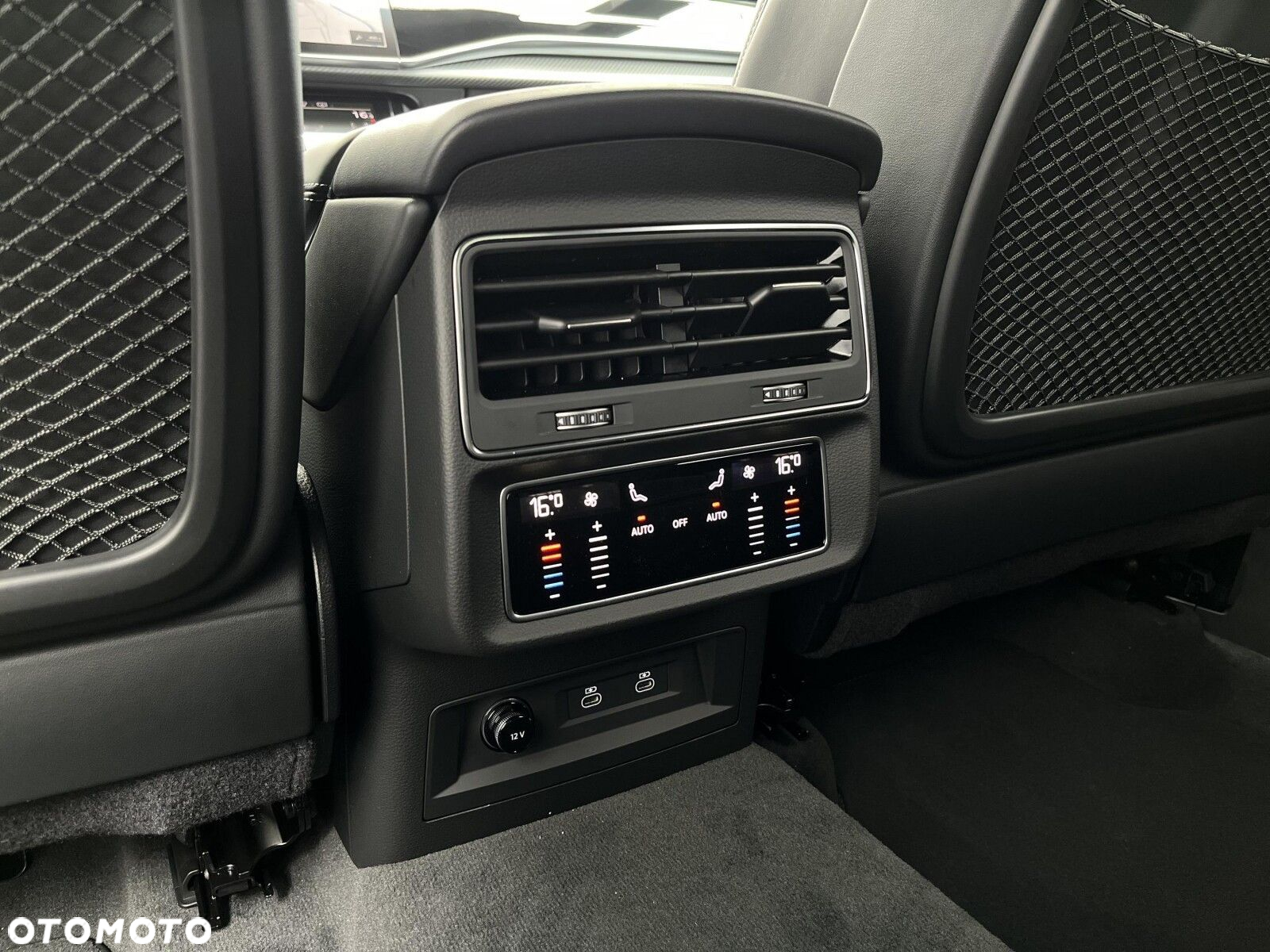 Audi SQ8 - 22