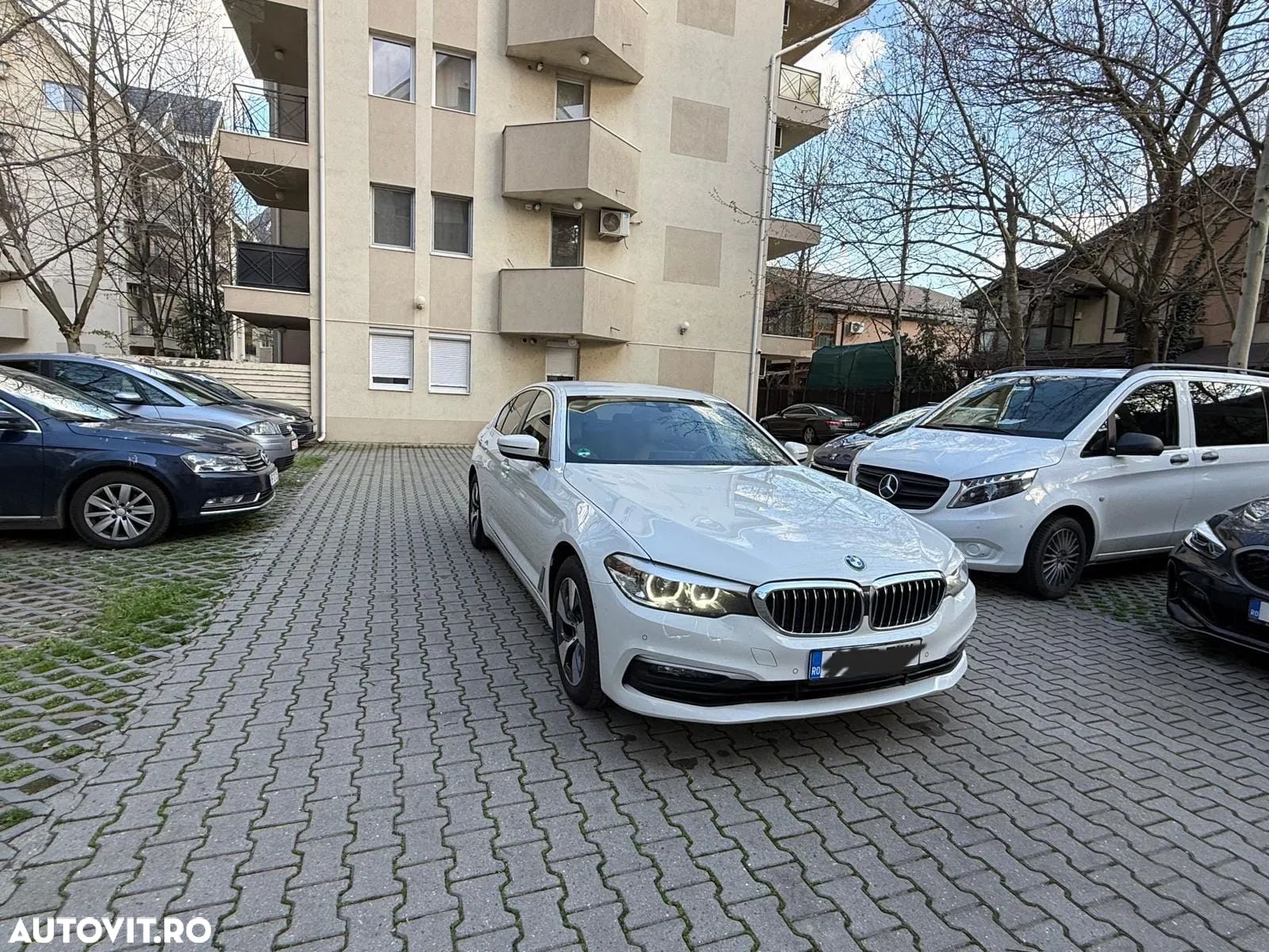 BMW Seria 5 520d AT MHEV - 1