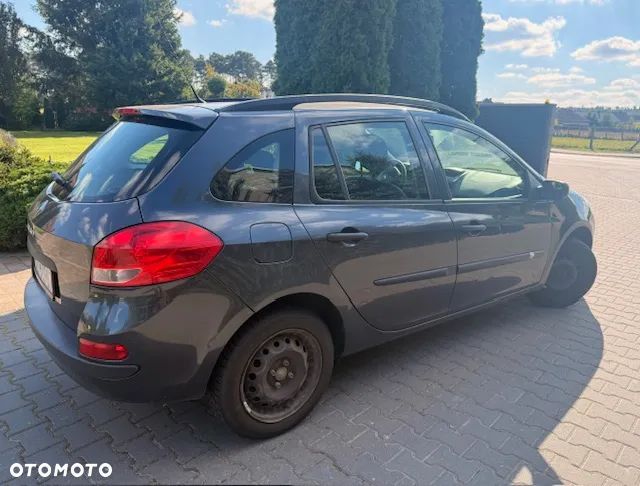 Renault Clio - 5