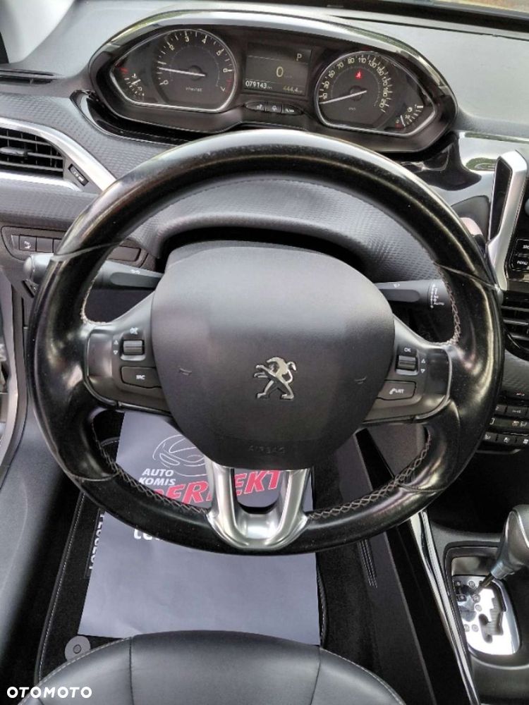 Peugeot 2008 - 12