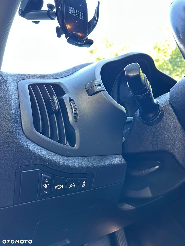 Kia Sportage - 11