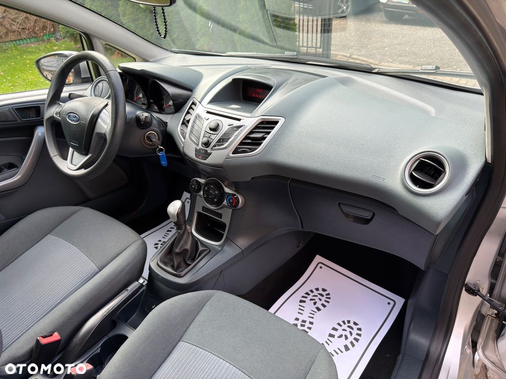 Ford Fiesta - 8