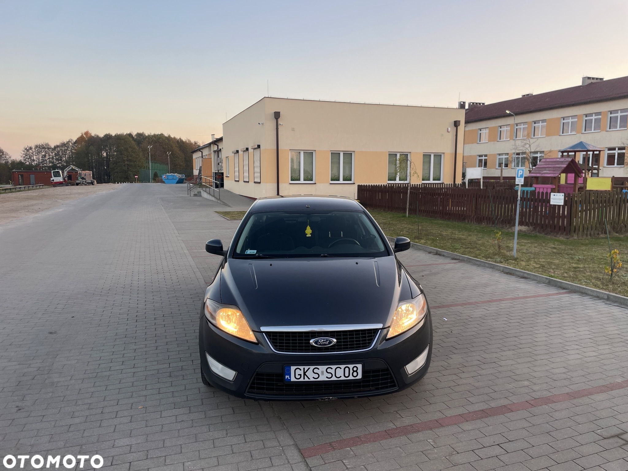 Ford Mondeo - 1