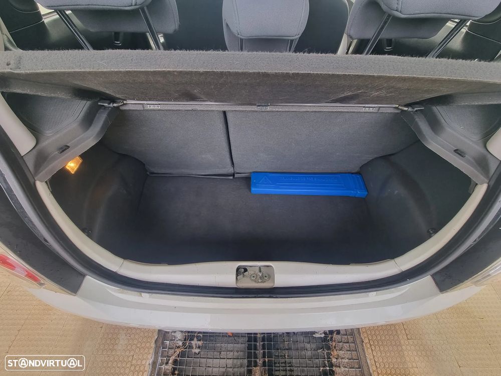 Chevrolet Spark 1.2 LT - 4