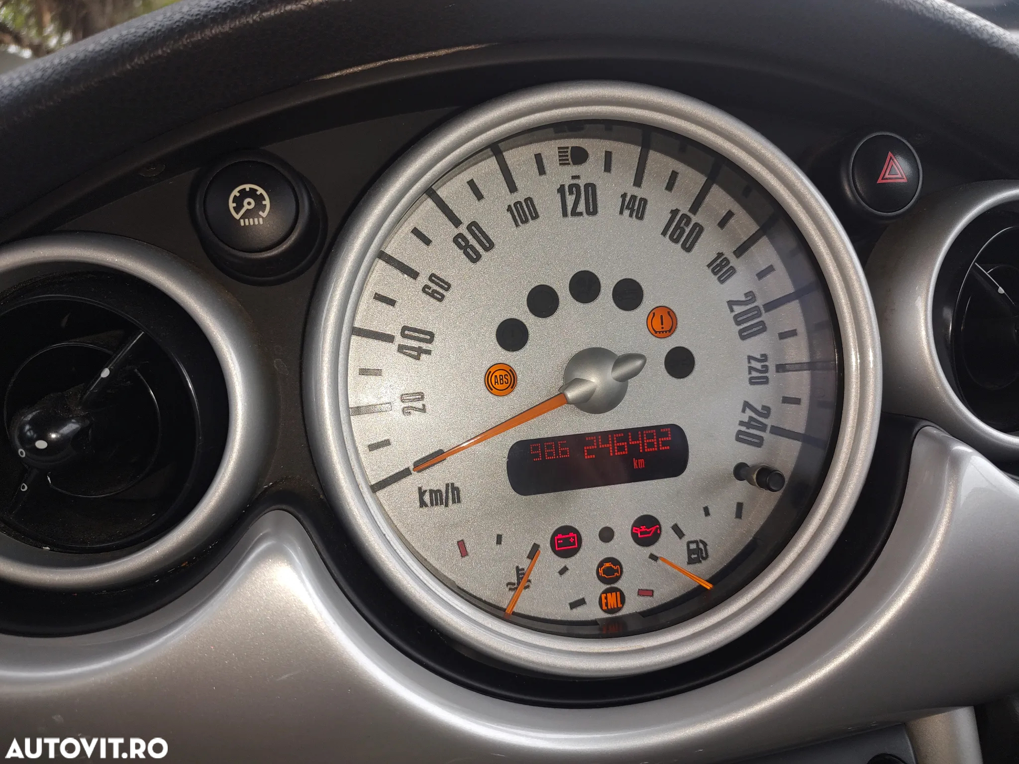 Mini Cooper Cabrio - 2