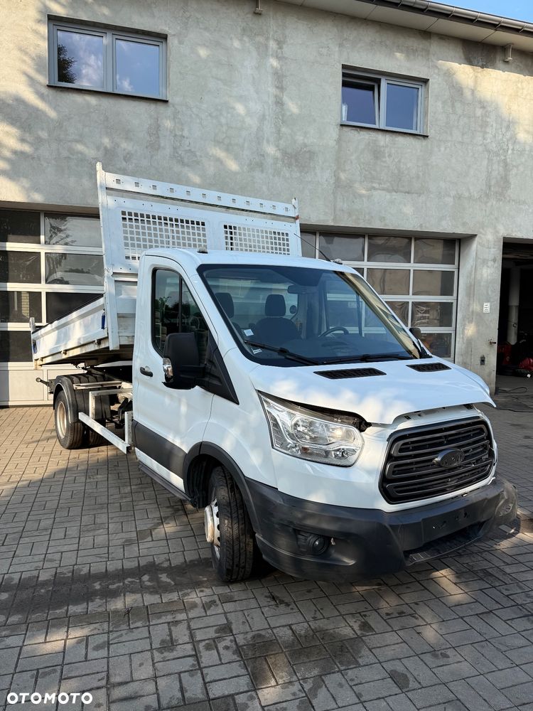 Ford Transit - 1