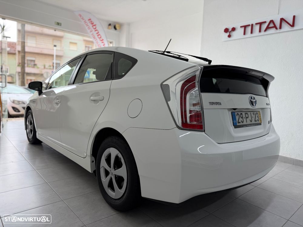 Toyota Prius 1.8 Exclusive - 5
