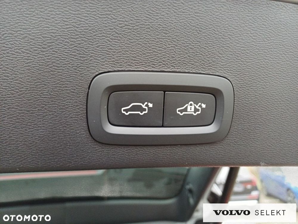Volvo XC 40 - 20