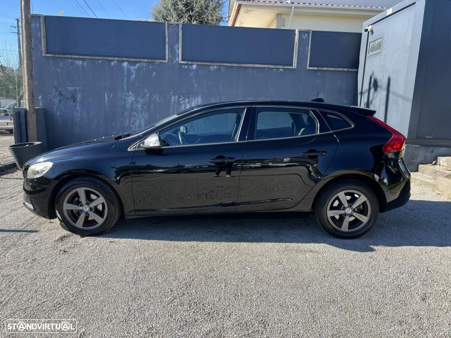 Volvo V40 2.0 D2 Kinetic - 3