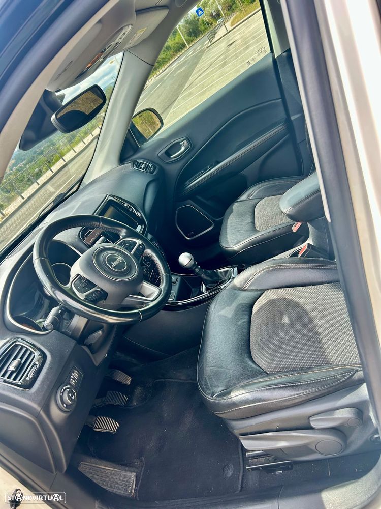 Jeep Compass 1.6 M-Jet Limited - 6