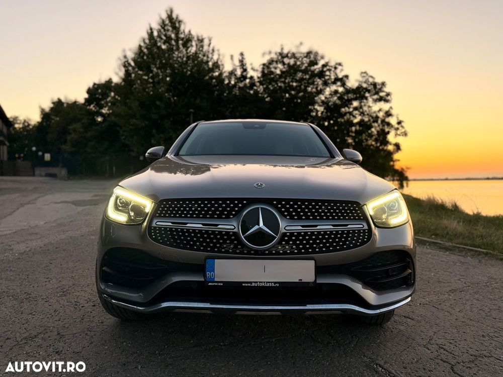 Mercedes-Benz GLC Coupe 300 4MATIC MHEV - 15