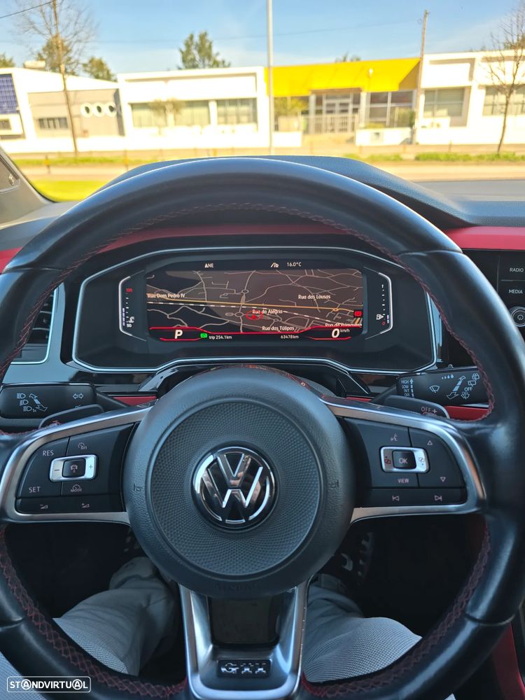 VW Polo 2.0 TSI DSG GTI - 12