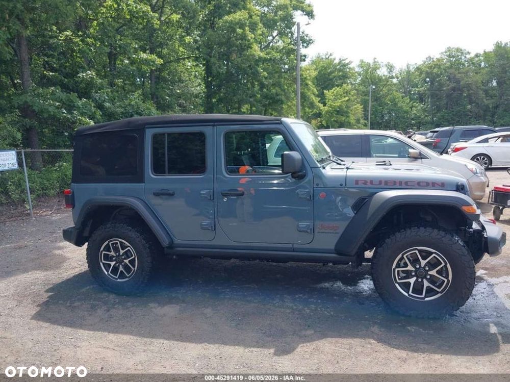 Jeep Wrangler - 9