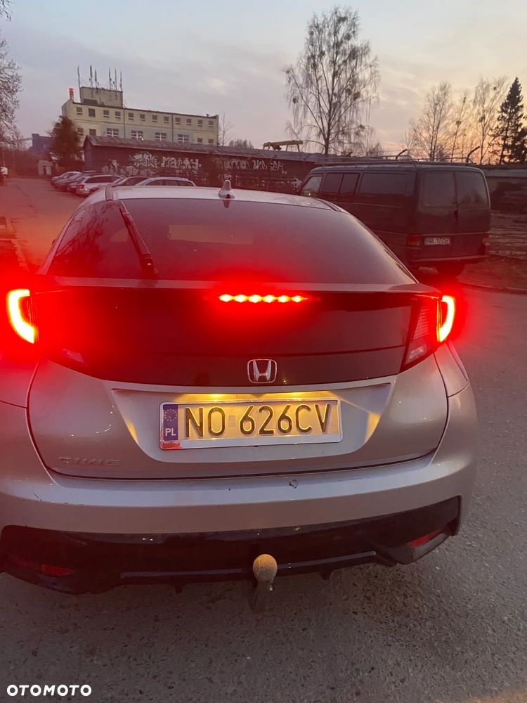 Honda Civic 1.6 i-DTEC S - 3