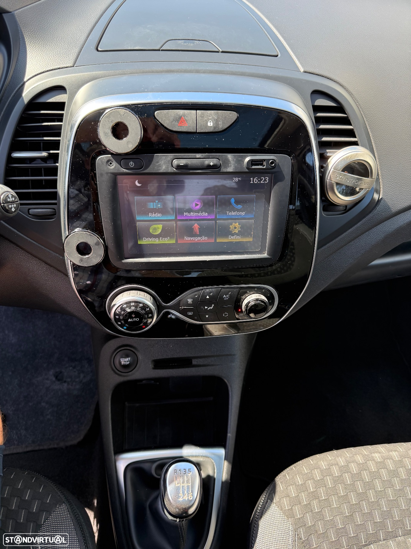 Renault Captur 1.2 TCe Exclusive - 6