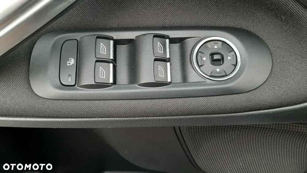Ford S-Max - 9