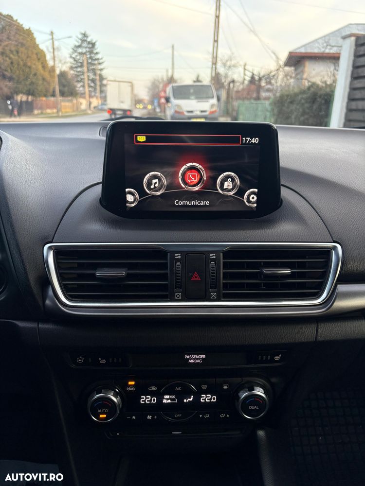 Mazda 3 G165 Revolution - 13