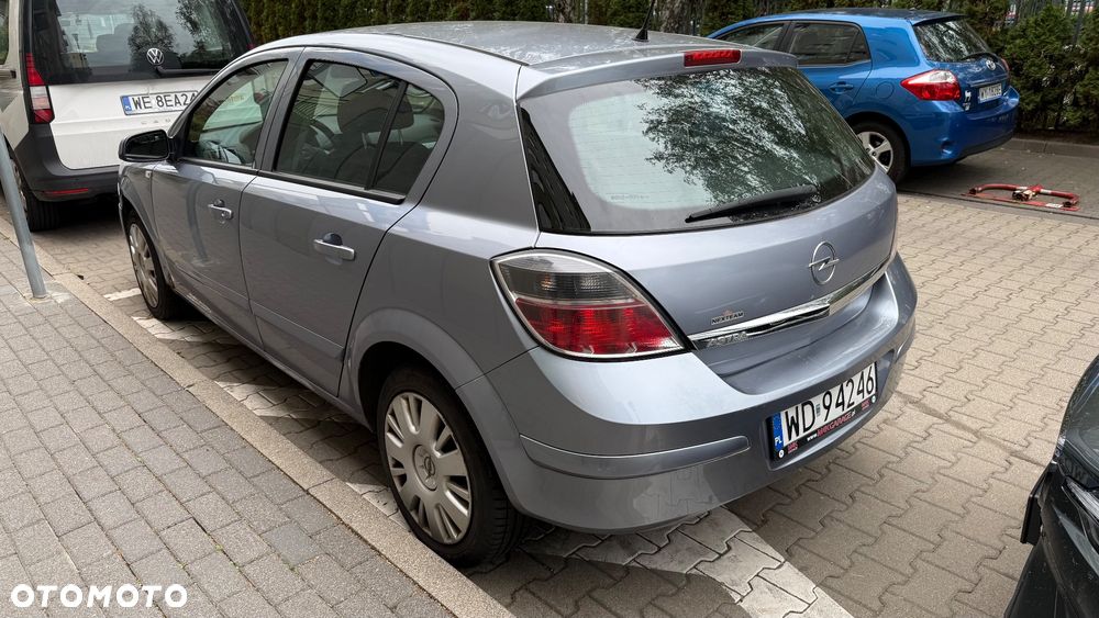 Opel Astra 1.4 - 9