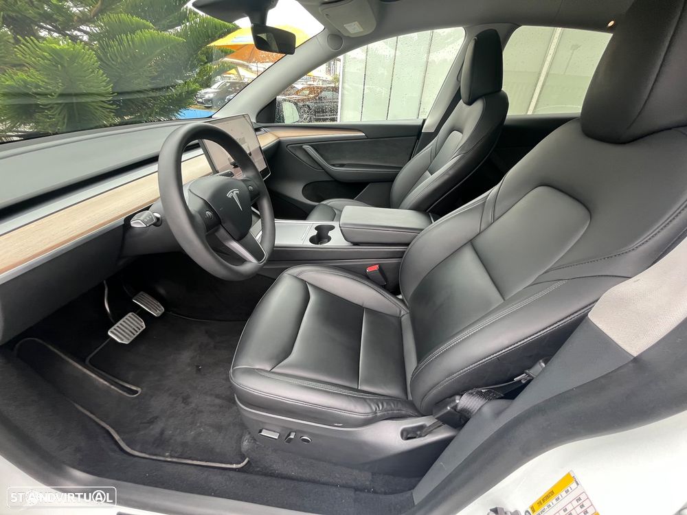 Tesla Model Y Standard - 22