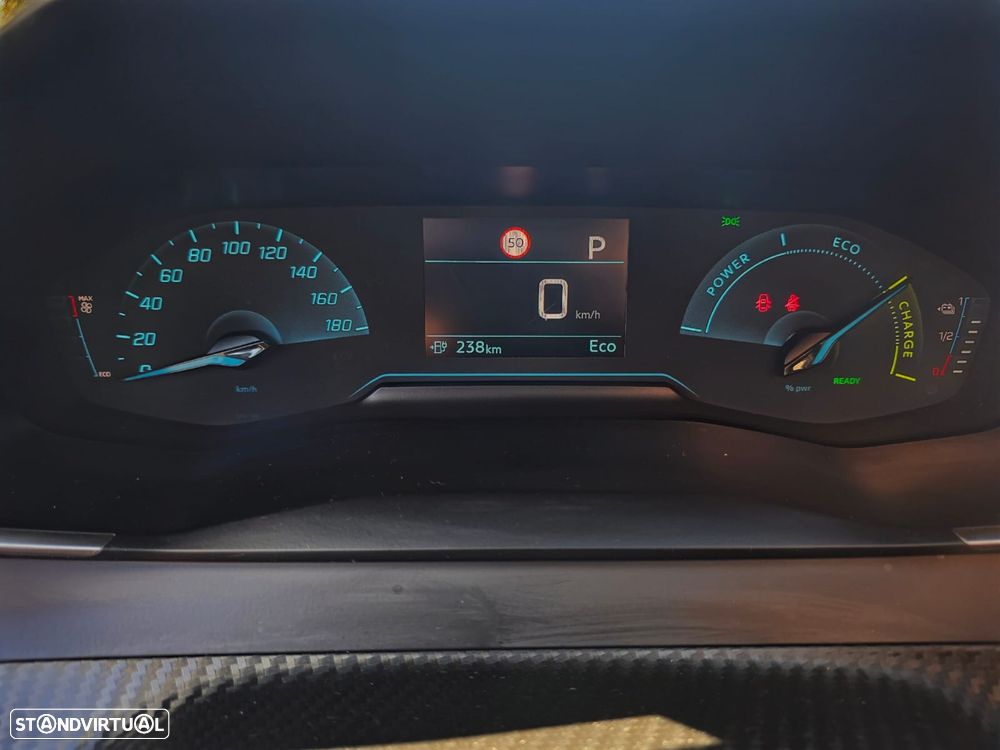 Peugeot e-2008 Active Pack - 10