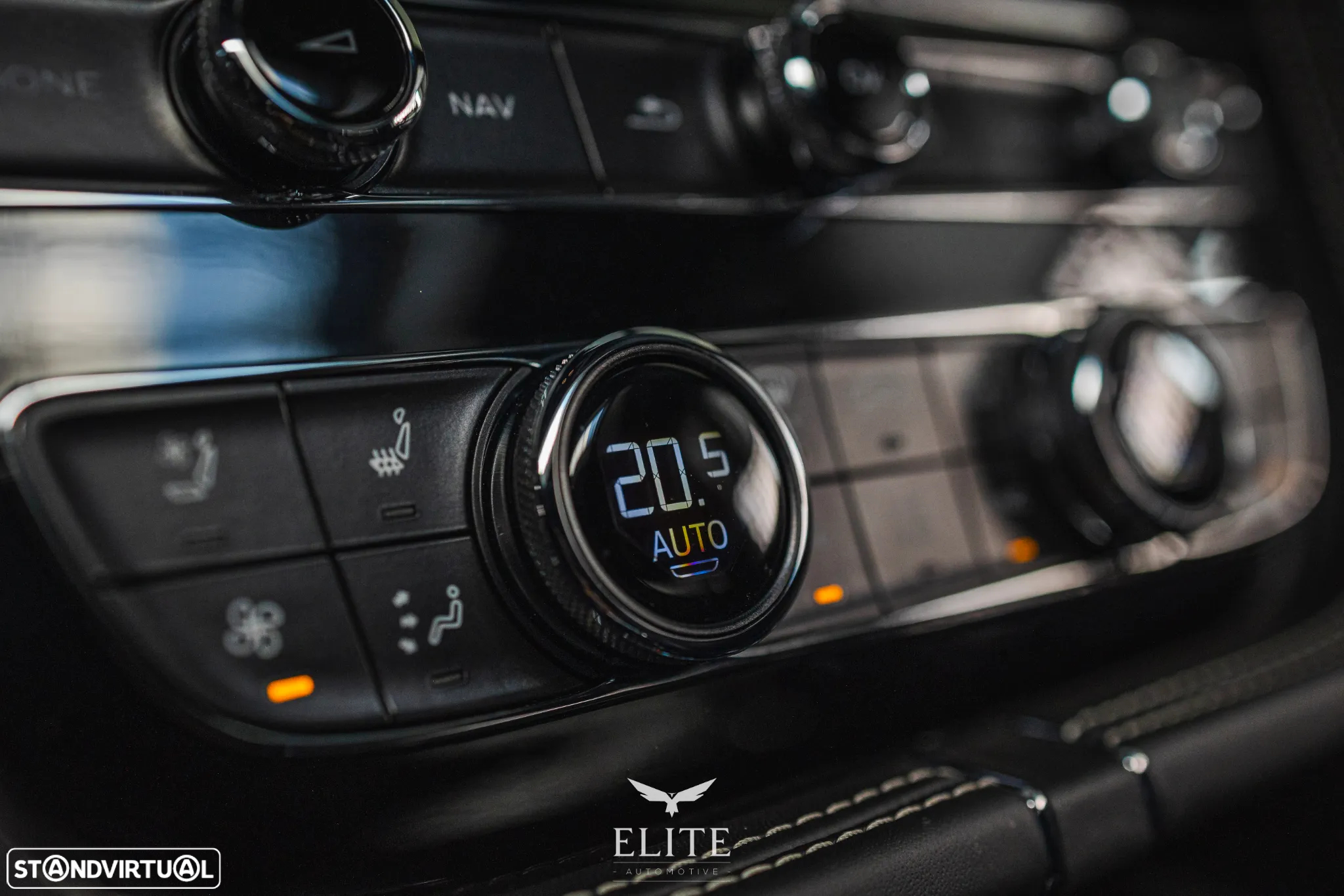 Bentley Bentayga V8 Atelier Edition - 26