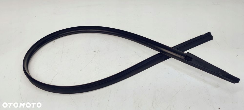 USZCZELKA SZYBY DRZWI LEWA AUDI TT 8J 8J8854543