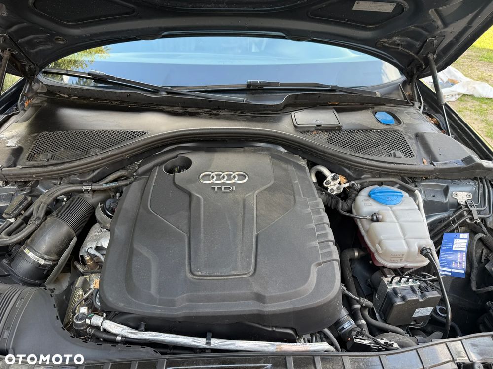 Audi A6 Avant 2.0 TDI Ultra S tronic - 24