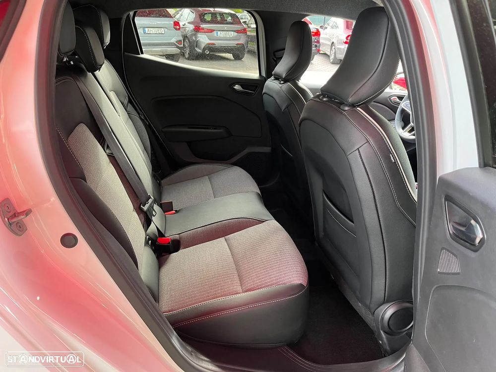 Renault Clio 1.6 E-Tech Full Hybrid RS Line - 15