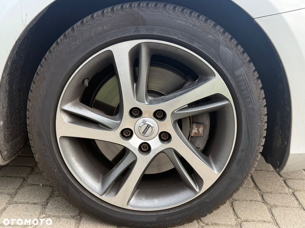 Volvo V40 T2 Drive-E Momentum - 18