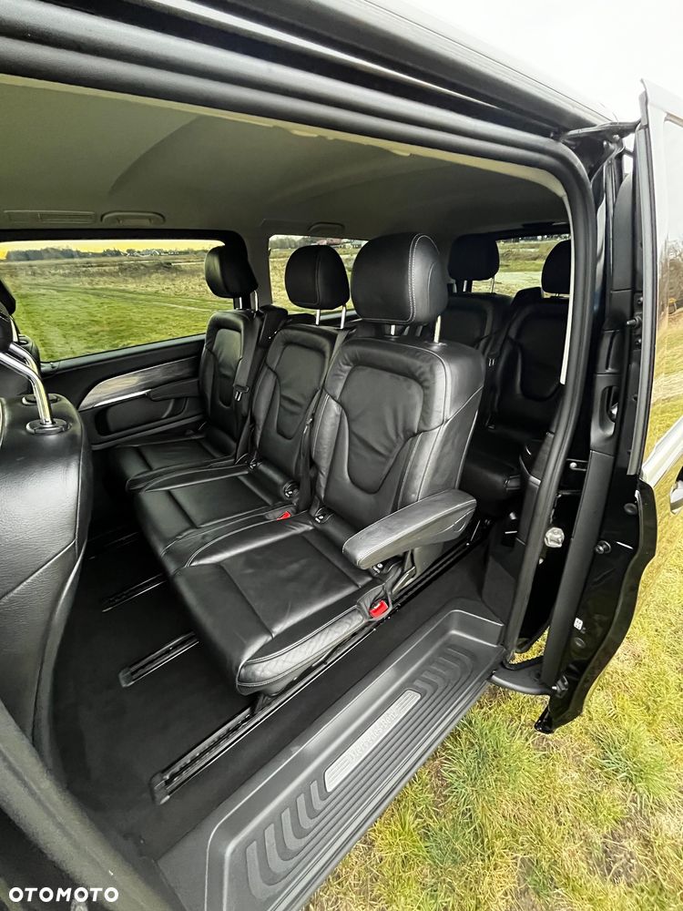 Mercedes-Benz Klasa V 250 d extralang 9G-TRONIC - 19