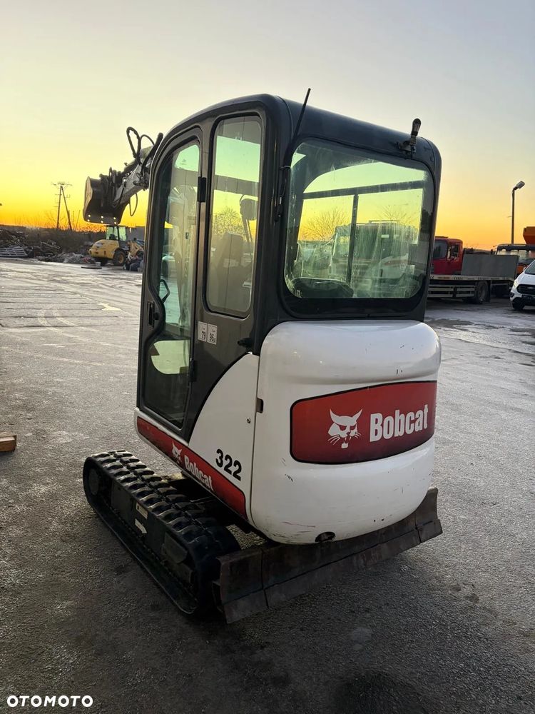 Bobcat 322 - 19