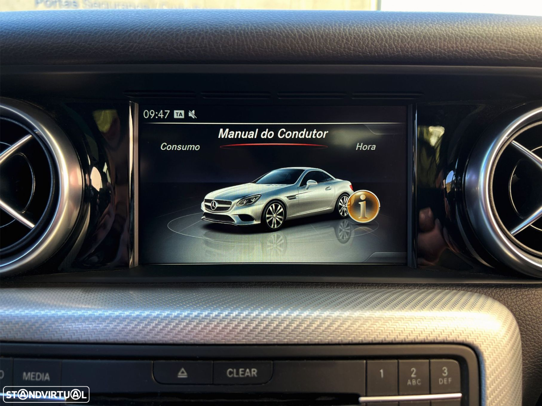 Mercedes-Benz SLC 180 - 36