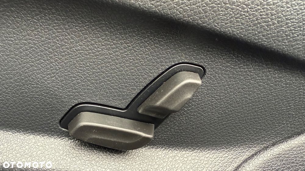 Mercedes-Benz Klasa C - 27