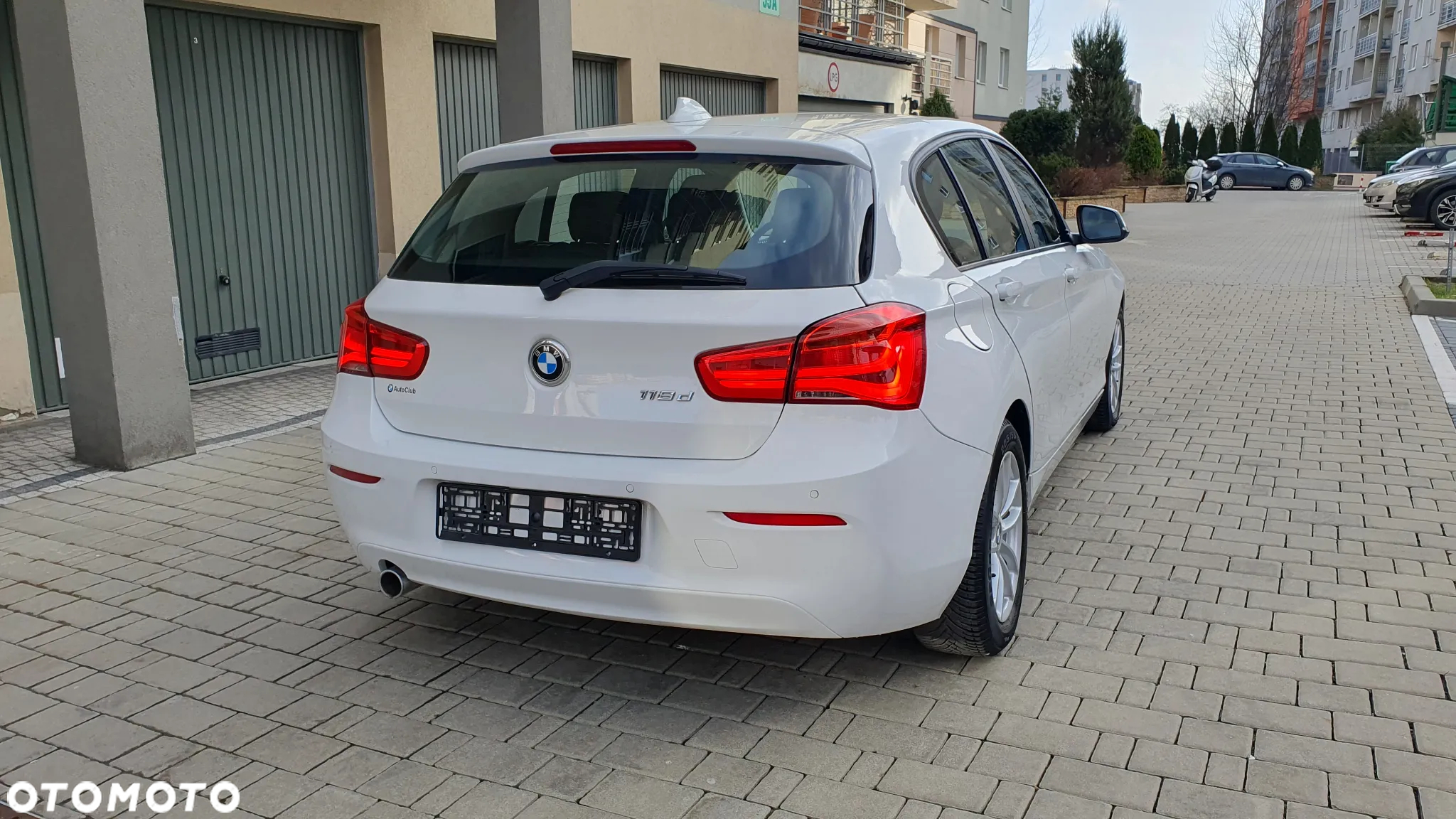 BMW Seria 1 118d - 6