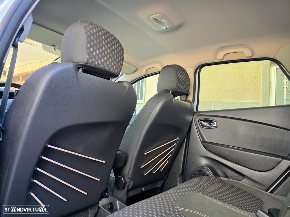 Renault Captur 1.2 TCe Exclusive - 50