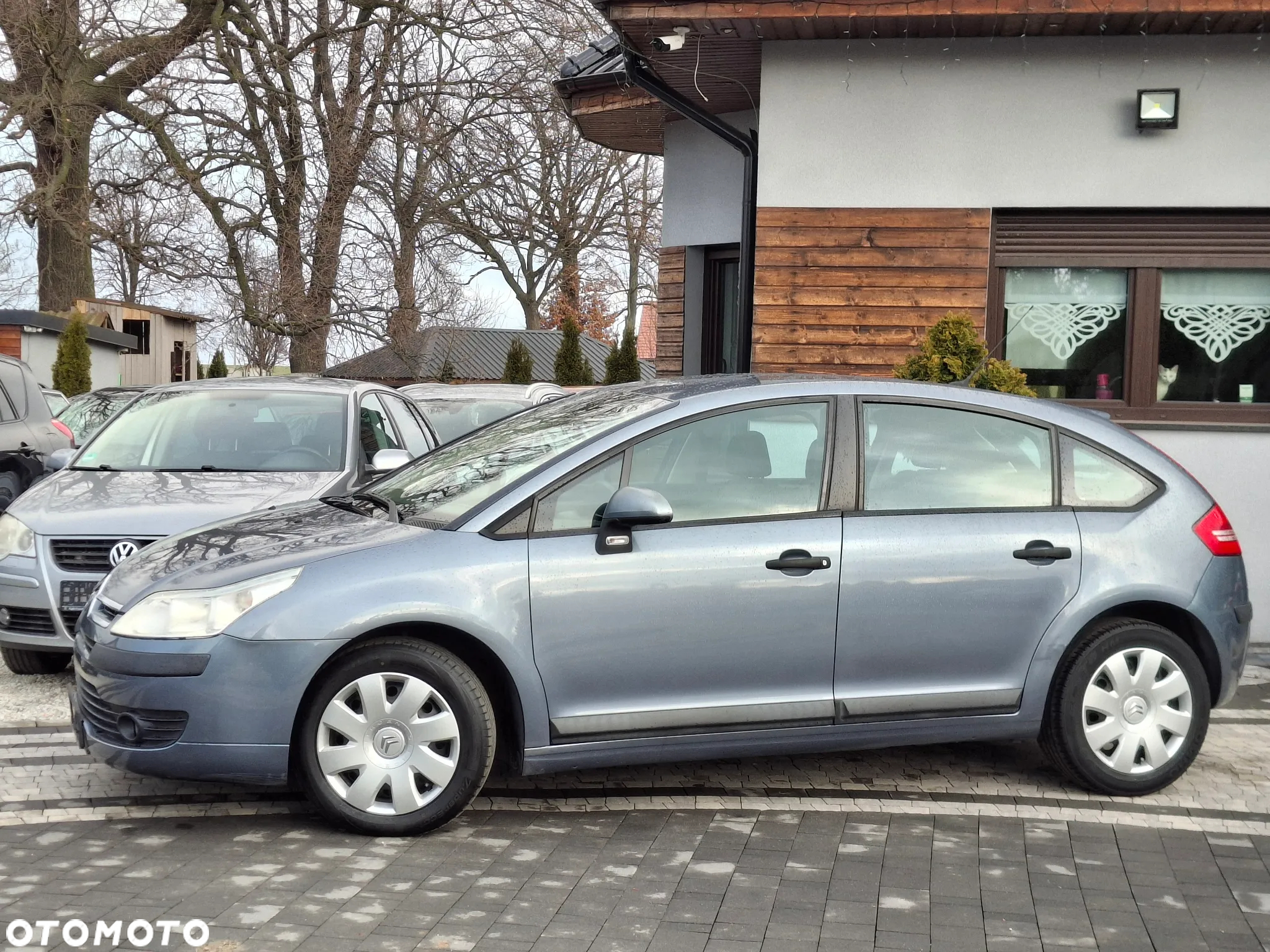 Citroën C4 1.4 16V Advance - 10