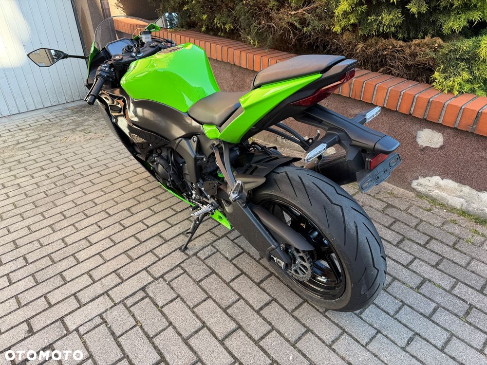 Kawasaki ZXR - 6