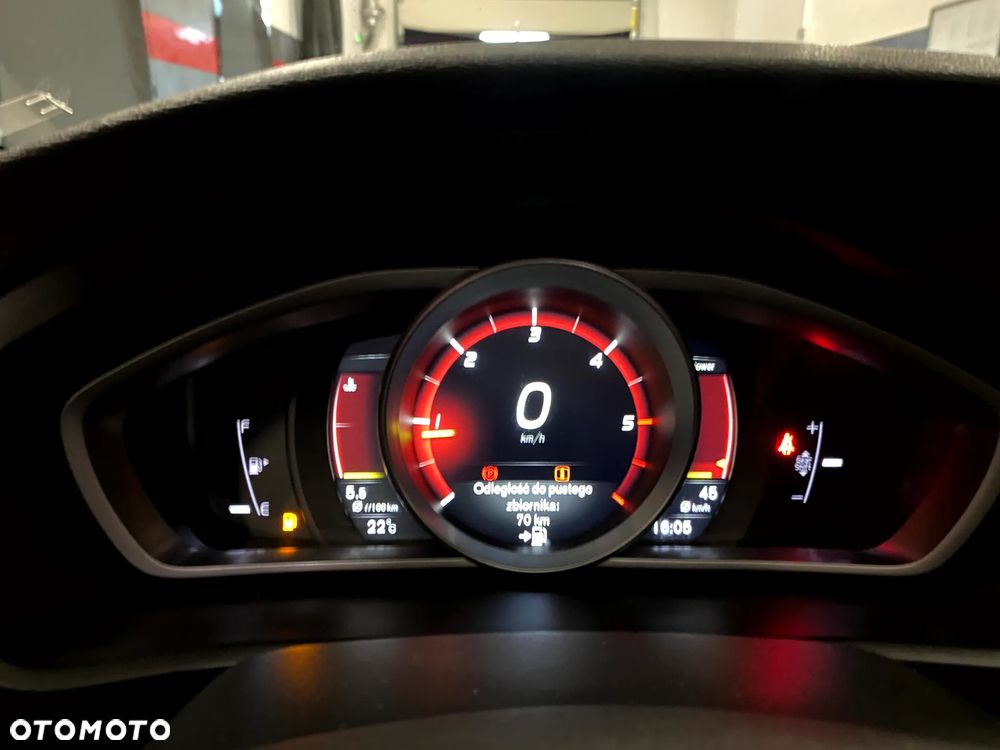Volvo V40 D2 Drive-E Summum - 16