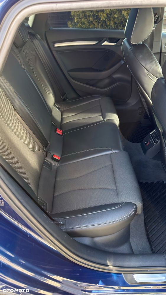Audi A3 Sportback 2.0 TDI Ambiente - 10