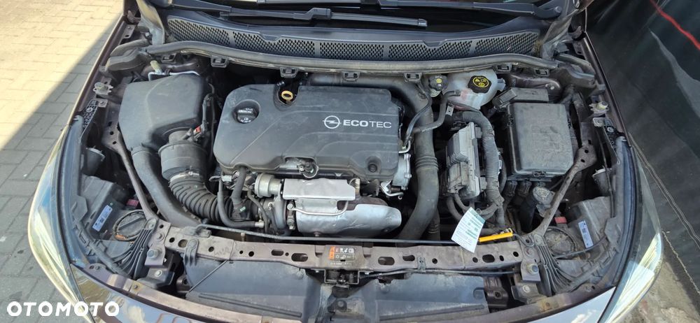 Opel Astra 1.4 Turbo Start/Stop Innovation - 34