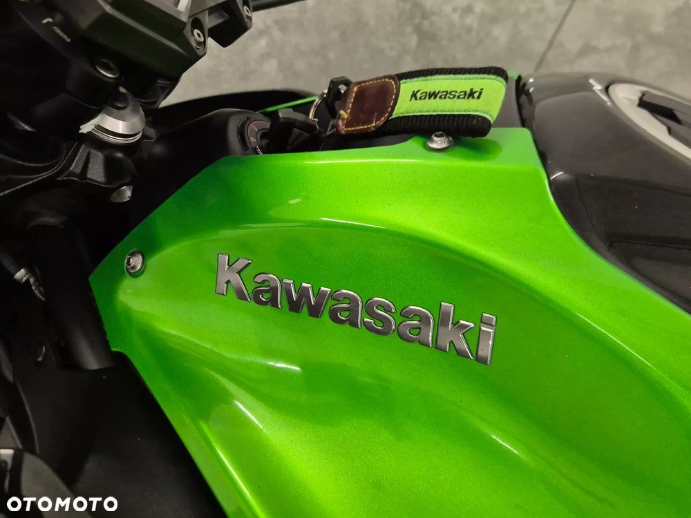 Kawasaki Z 900 - 16