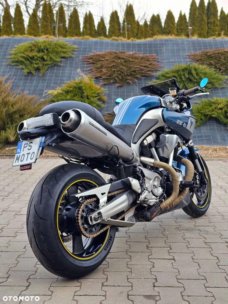 Yamaha MT - 4