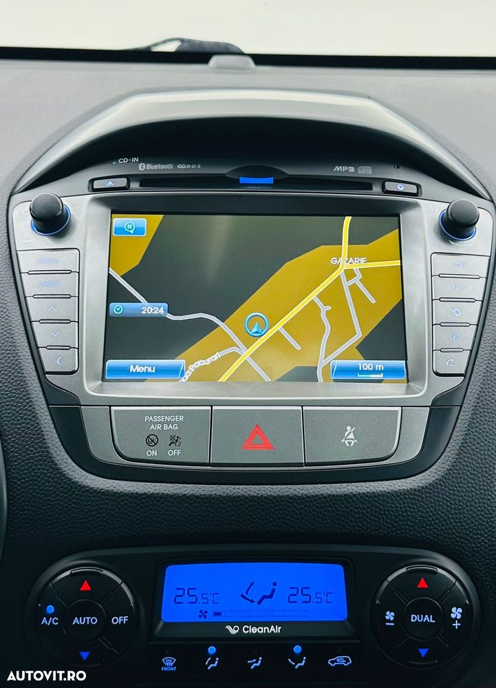 Hyundai ix35 1.7 CRDI 2WD Fifa World Cup Edition - 24